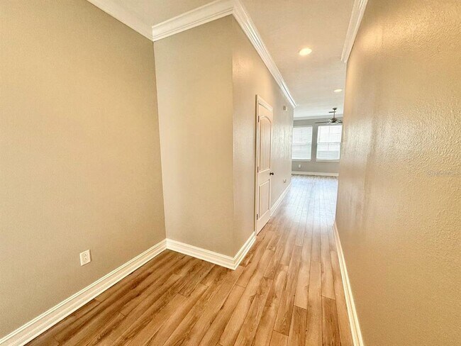 Building Photo - 6921 Interbay Blvd