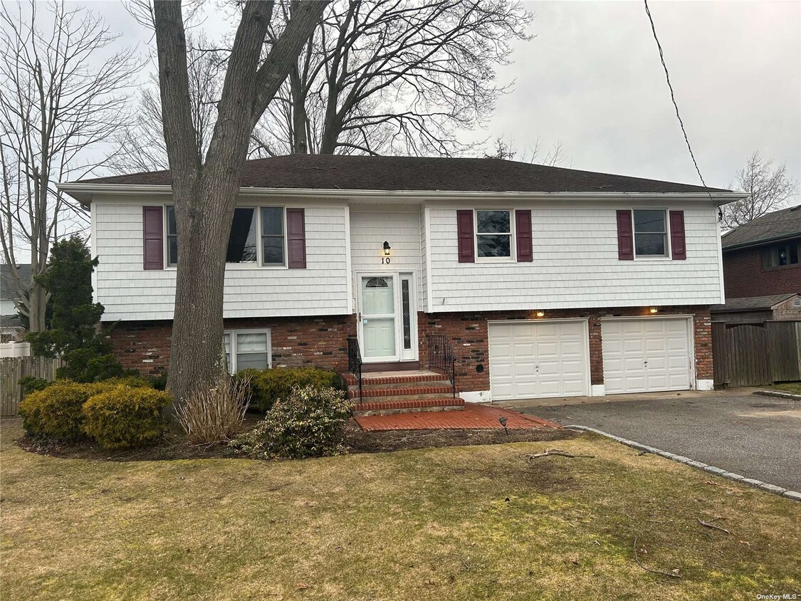 Primary Photo - 10 Seafield Ln