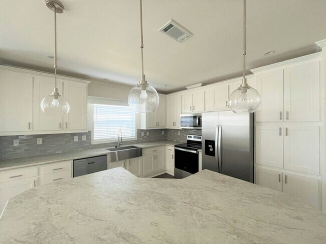 Building Photo - 5397 Bahia Wy