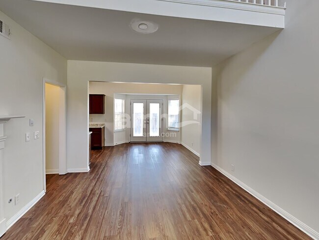 Foto del edificio - 1710 Portview Ct