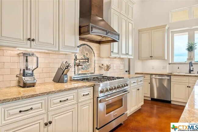 Foto del edificio - 1023 Mystic Breeze