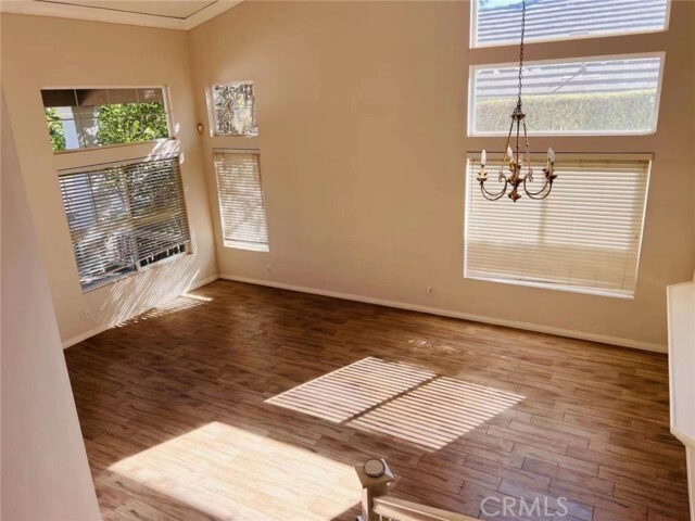 Building Photo - 7 Canyonwood
