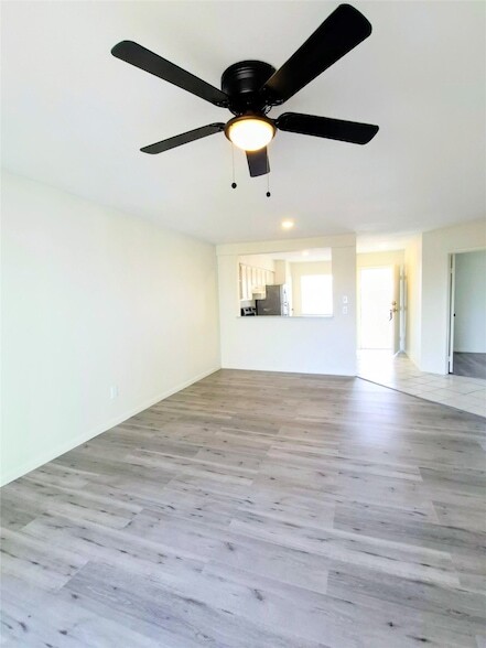 Photo - 500 Tiki Dr Apartment