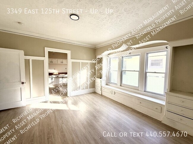 Building Photo - 3349 E 125th St