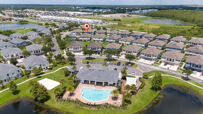 Foto del edificio - 6548 S Goldenrod Rd