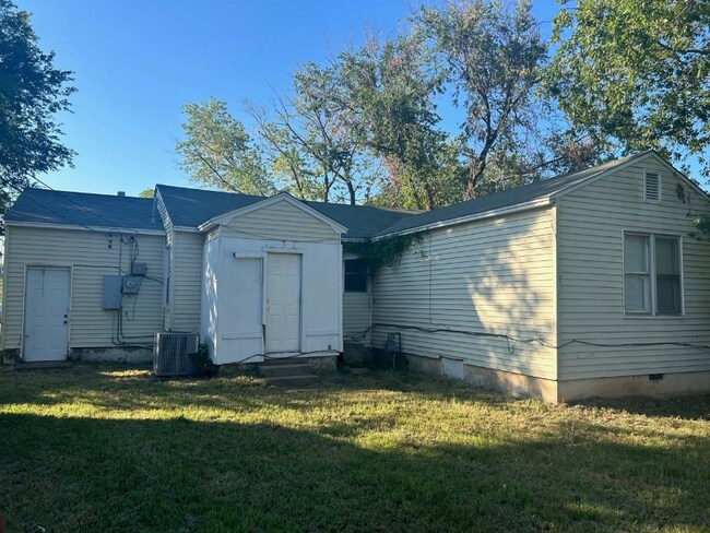 Foto del edificio - 5694 W 3rd St