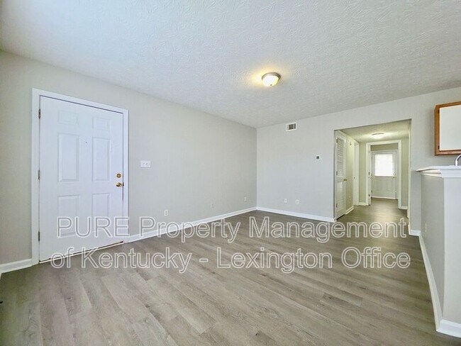 Foto del edificio - 142 Grinder Ct