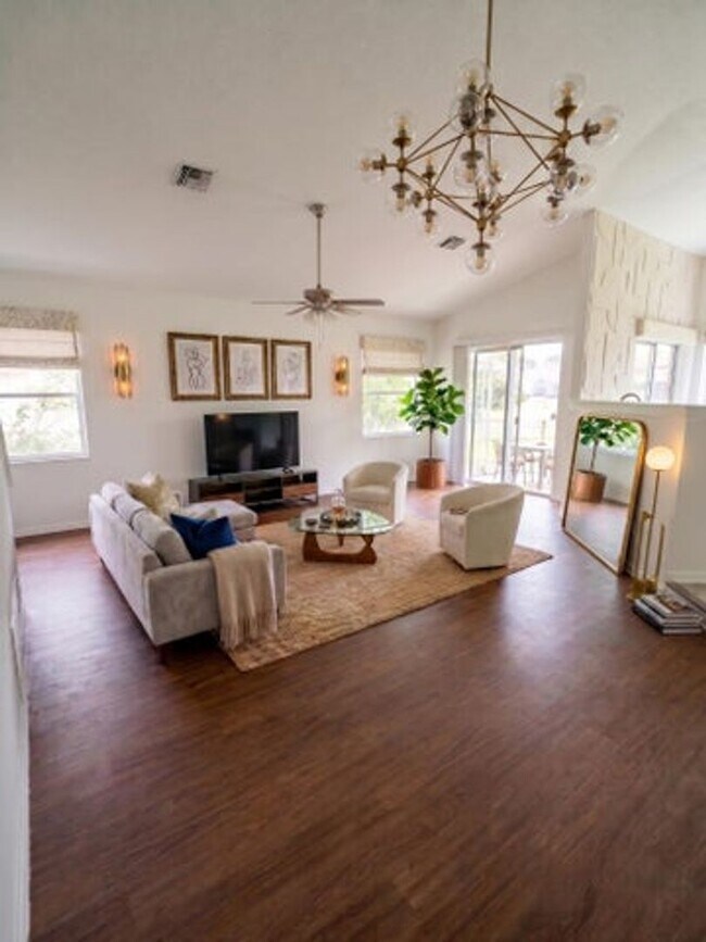 Building Photo - 4080 Sea Grape Cir