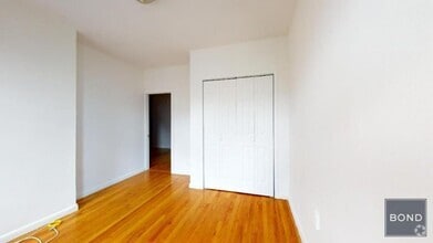 Building Photo - 214 1st Ave