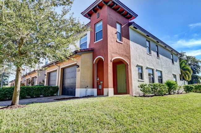 Building Photo - 121 Hemingway Ct