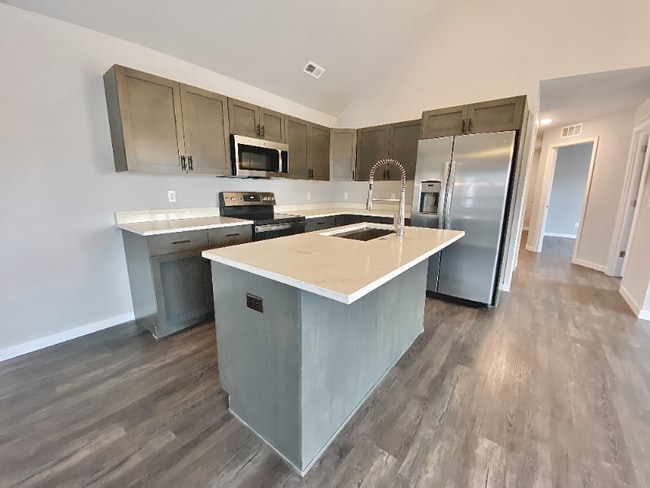 Building Photo - 51372 Ashbury Ct