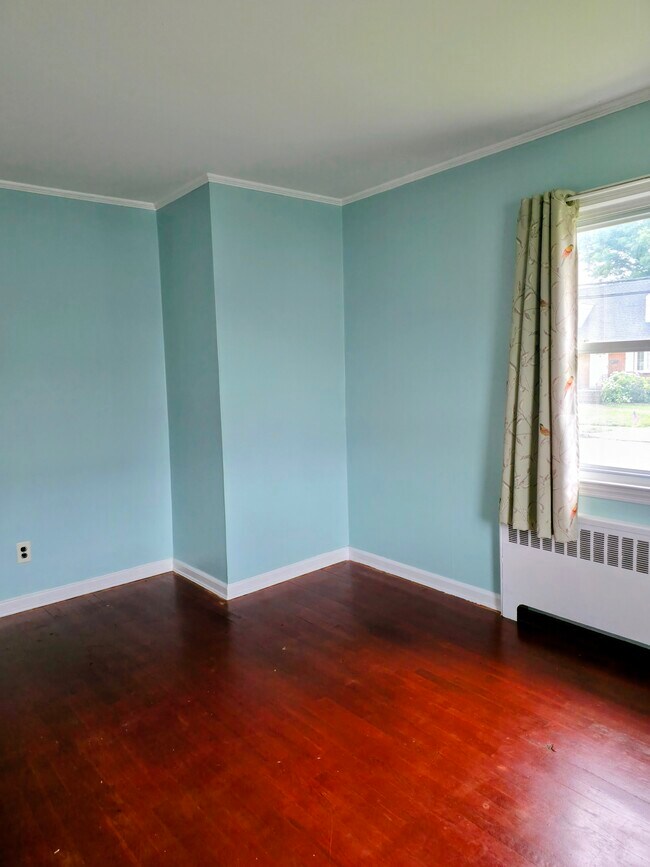 Cama-1 - 76 Brenner Ave