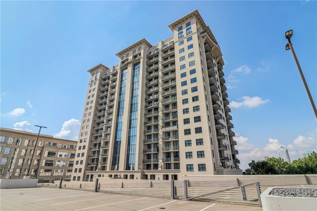Foto principal - 3040 Peachtree Rd