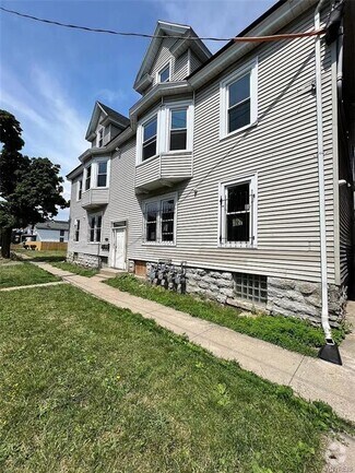 Building Photo - 355 Plymouth Ave