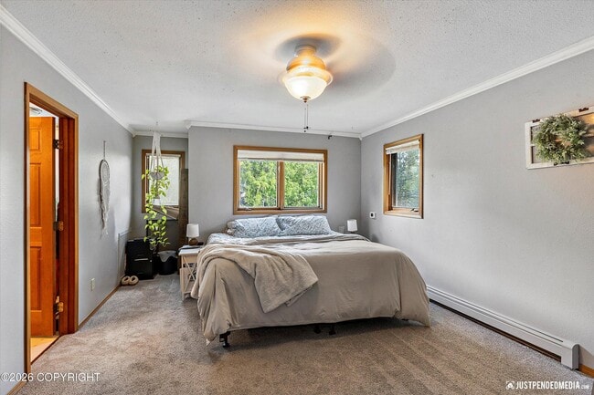 Building Photo - 2020 N Kentucky Derby Dr