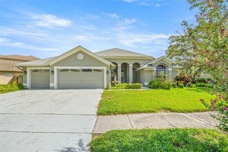 Building Photo - 16521 Lake Heather Dr
