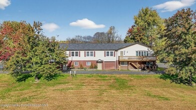 Building Photo - 131 Barbarossa Ln