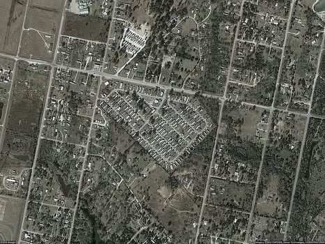 Foto del edificio - 139 Neches Dr