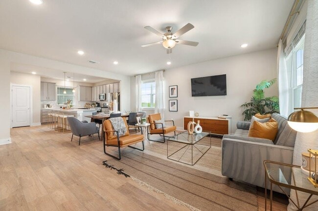 Foto del edificio - 5804 Rotunda View