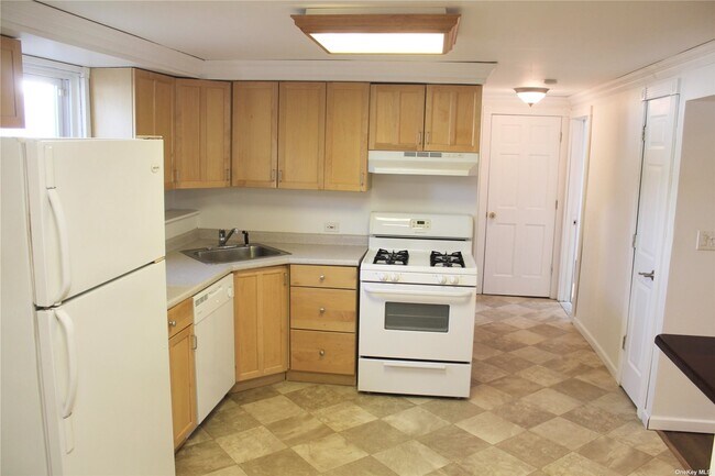 Foto del edificio - 373 Chelsea Ave