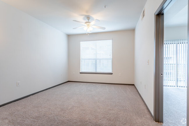 1BR, 1BA - 674 SF - A1 - Link at Plano