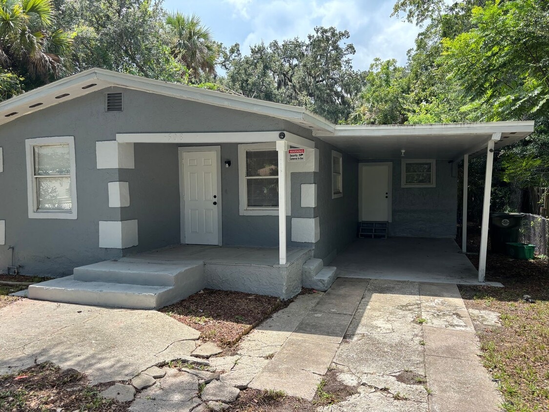Primary Photo - Newly Remolded 3 Bedroom