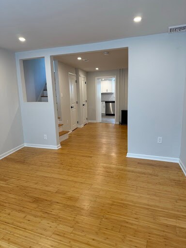 Foto del edificio - 4469 Silverwood St