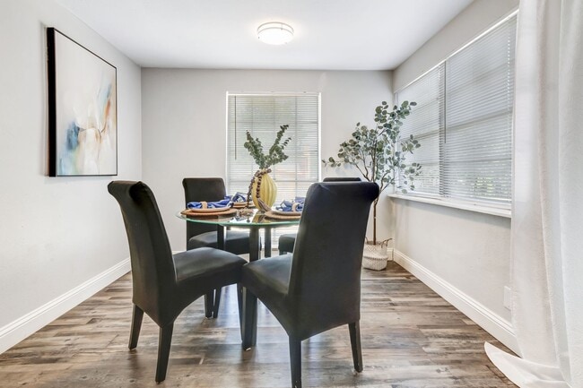 Dining Room - 3123 Biway St