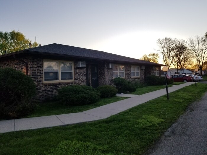 Foto principal - 302 Reynolds St