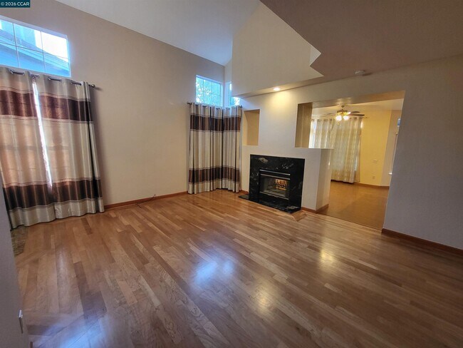 Building Photo - 176 Scotts Valley