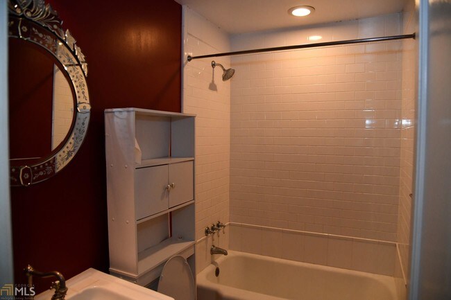 Foto del edificio - 1485 Hawthorne Ave NW