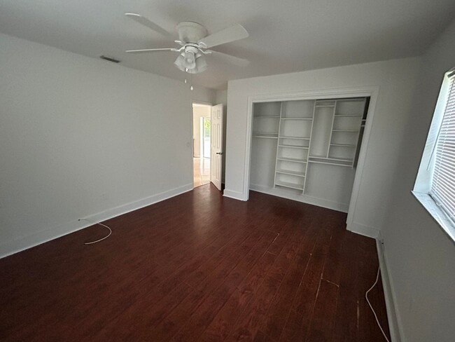Building Photo - 22203 Aquila St