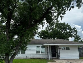 Building Photo - 11802 Leitrim Way