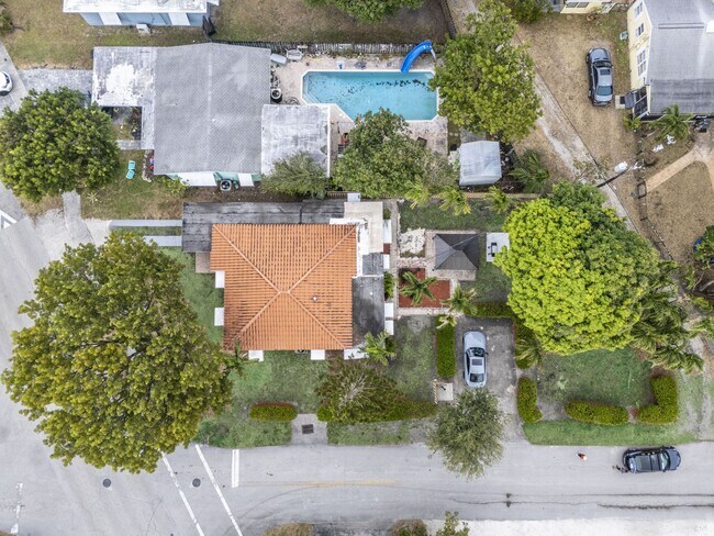 Foto del edificio - 1420 Miami Rd