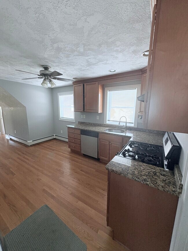 Foto del edificio - 6 Linwood St