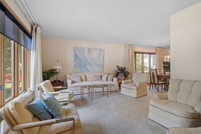 Building Photo - 11405 Foxwoods Dr