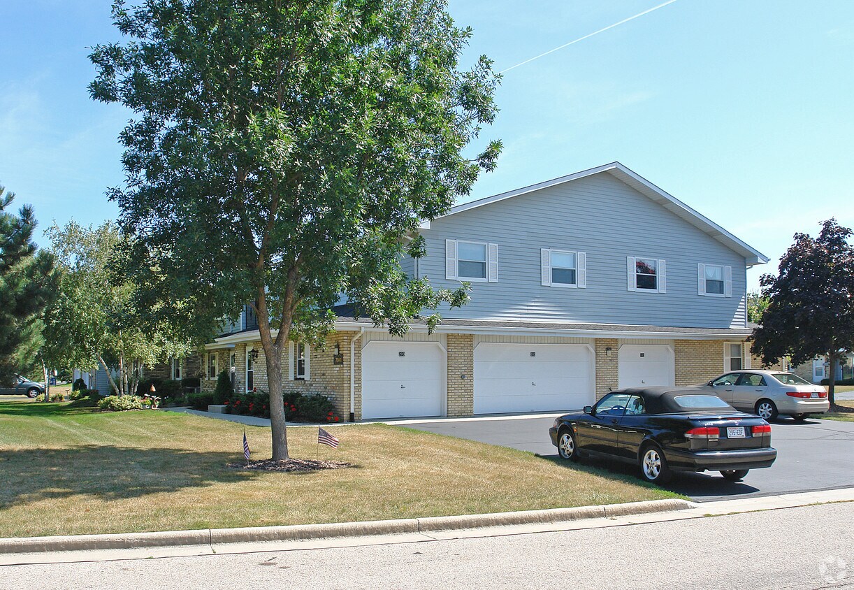 Building Photo - 7041 Mariner Dr