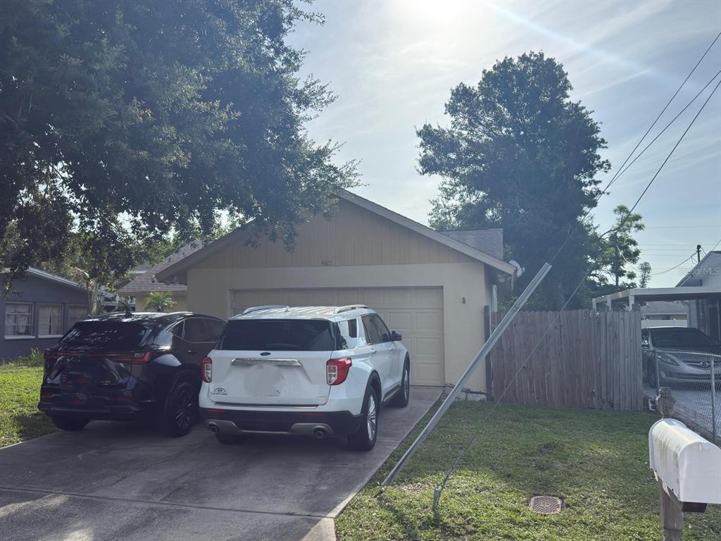 Foto principal - 4607 21st St W