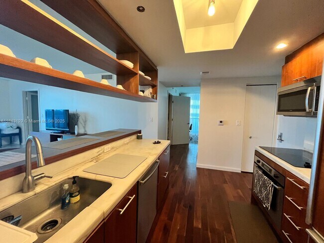 Foto del edificio - 50 Biscayne Blvd