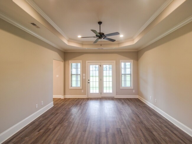 Building Photo - East Limestone Schools - MOVE IN READY!