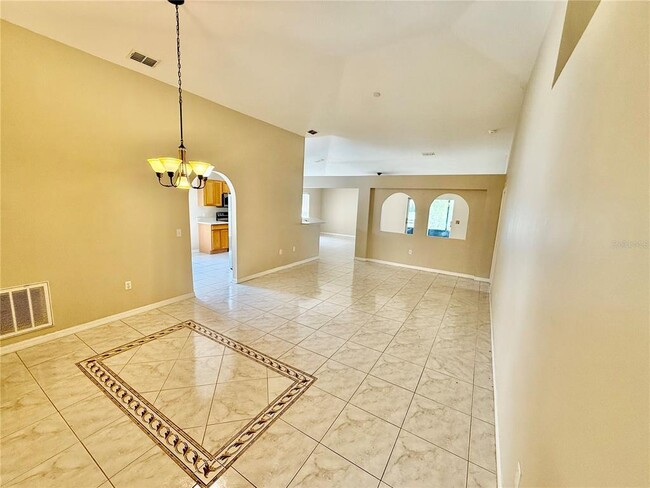 Foto del edificio - 1346 Rolling River Rd