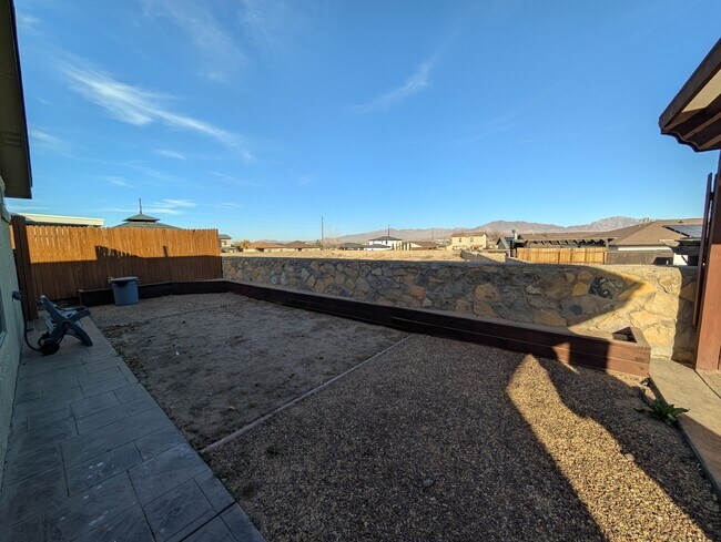 Foto del edificio - 5810 Durrill St