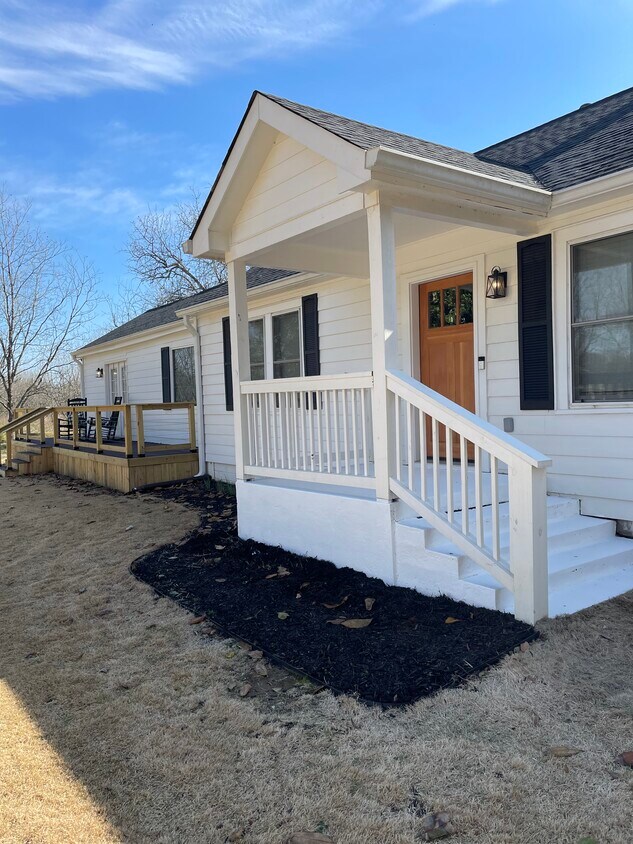 Foto principal - 1031 Parrish Drive