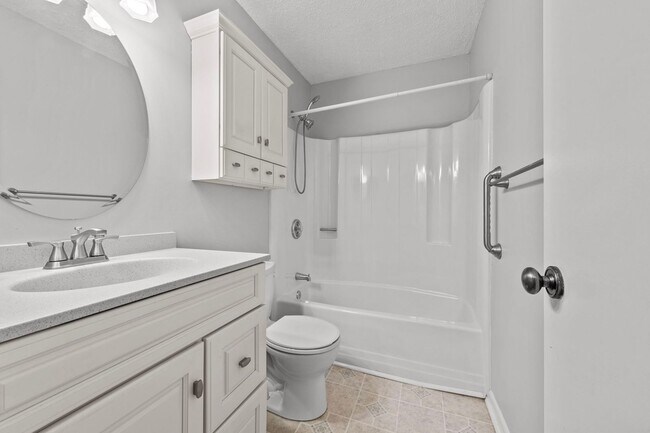 Building Photo - 3959 Aeries Way