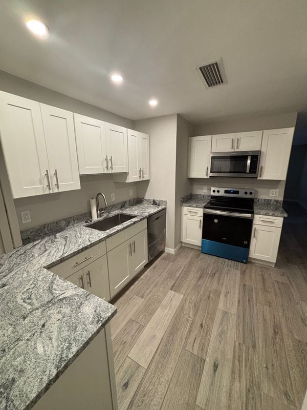 Primary Photo - 3700 Lewis Dr