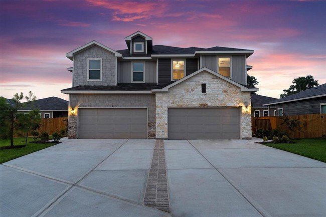 Foto del edificio - 217 Oakcrest Rd