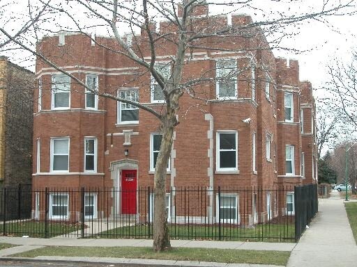 Building Photo - 1356 N Lorel Ave