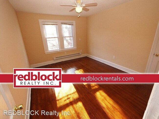 Building Photo - 1 br, 1 bath Apartment - 1526 W Grange Ave