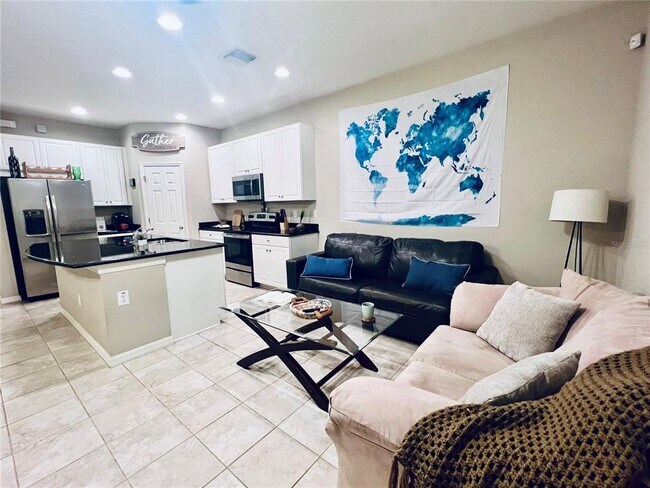 Foto del edificio - 7007 Towne Lake Rd