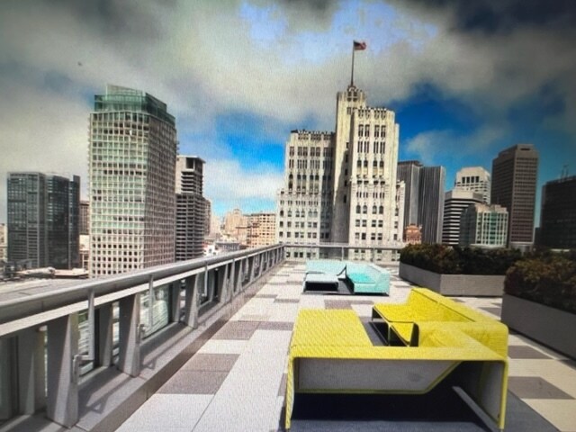 Amazing Roof Top View of SF - 1 Hawthorne St